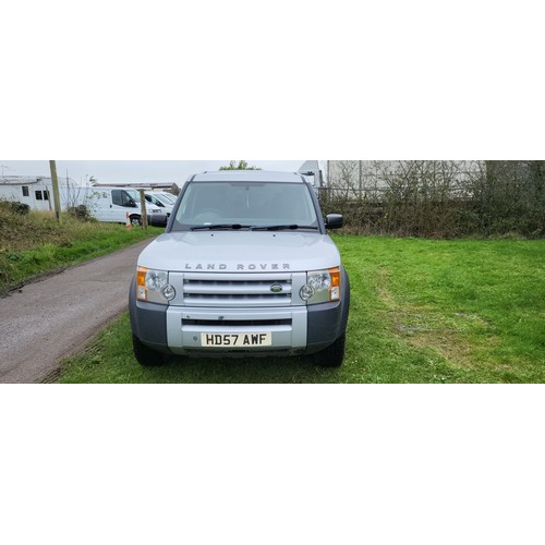 822 - Landrover Discovery 3 MWB, Light 4x4 Utility, Commercial TD V6.. Reg HD57 AWF, 07/01/2008, 6 spd man... 