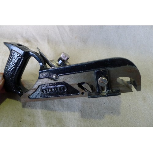 455 - A vintage Stanley No. 71 router plane type 4 (late Victorian), a Stanley No.78 rabbet rebate plane, ... 