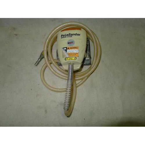 486 - 3 air tools and 2 lengths of air hose with fittings attached comprising 1 x Sealey air line gauge wi... 