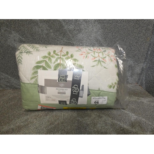 66 - A Peterson bedspread approx 230 x 195cm