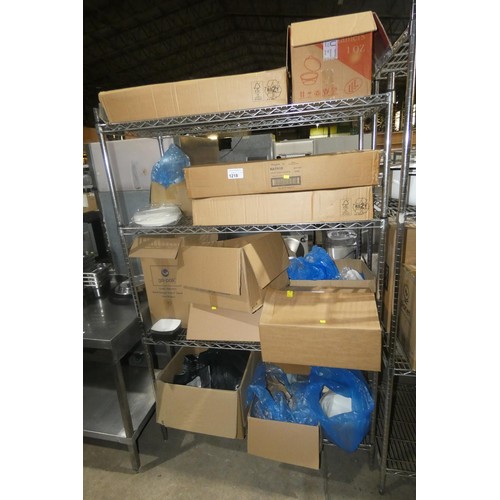 1218 - A large quantity of various disposable plates, packaging platter boxes, bags etc. Contents of 1 bay