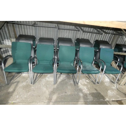 1436 - 15 dark green upholstered cantilever chairs