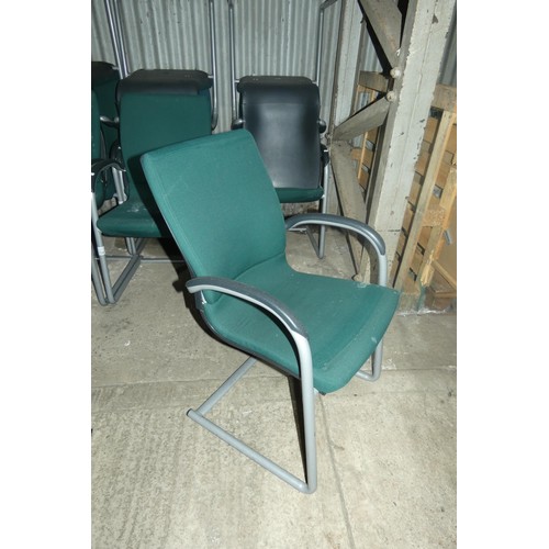 1436 - 15 dark green upholstered cantilever chairs