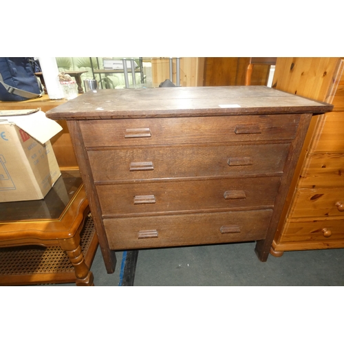 2124 - A vintage dark wood chest of 4 drawers approx 91 x 51 x 81cm high