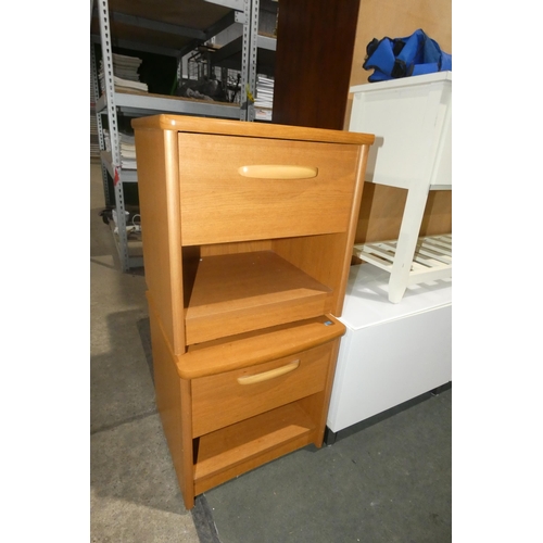 2128 - A pair of Alstons bedside cabinets each approximately 51cm wide.