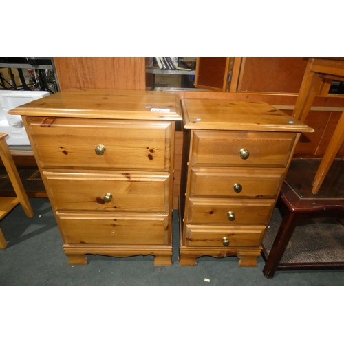 2133 - A small pine chest of three drawers approx 57 x 44 x 81cm high (missing 1 handle) and a small pine c... 