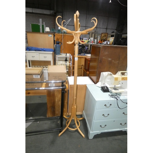 2177 - A wooden hat / coat stand