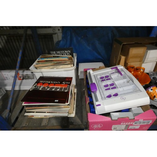 2018 - A quantity of various items including vinyl records, a Purple Cows paper cutter, Halloween items etc... 