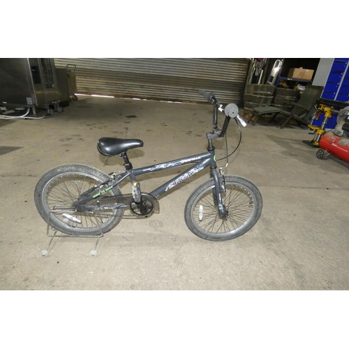 2091 - 1 BMX bike by Airwalk type Tattoo X1