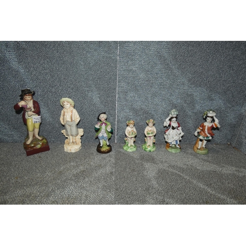 2812 - A small quantity of 7 small ceramic figures