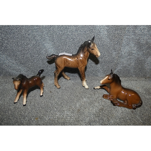 2819 - 3 small Beswick ponies (one ear damaged)