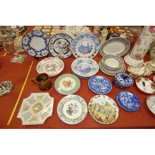 2867 - A tall floral patterned jardiniere and matching stand, various large meat plates and platters, a qua... 