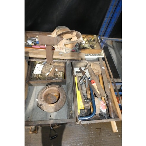 2006 - A quantity of various hand and power tools. Not practical to list in detail so please view or see ph... 