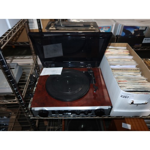 2267 - A record player model MT-PH02, 240v (no make visible) and 1 box containing a quantity of various vin... 