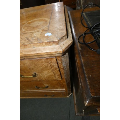 3023 - An early 20th century light wood bedroom chest of 3 drawers approximately 106cm wide