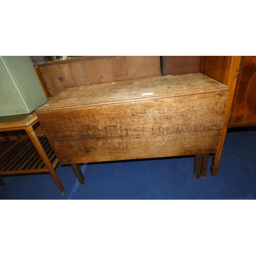 3197 - A 19th Century Oak rectangular drop leaf dining table with a gate leg action, approximately 112cm wi... 