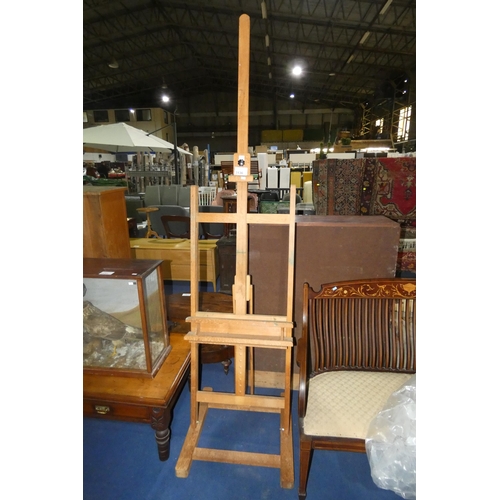 3136 - A vintage adjustable artists easel