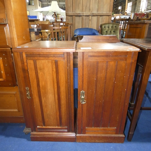 3225 - A pair of Edwardian mahogany bedside cabinets each with a panelled door, approximately 37cm wide eac... 