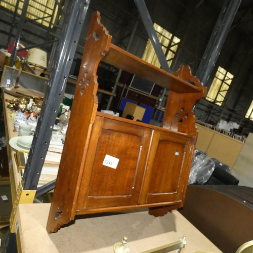 3245 - An Edwardian mahogany wall bracket with open shelves and two small doors