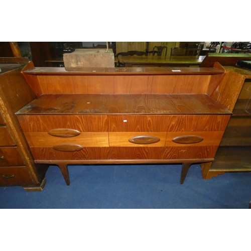 3105 - A 1970s vintage sideboard with folding doors and 4 drawers by Hubbinet, approx 150cm wide