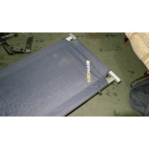 2146 - 2 folding camping beds comprising 1 x Ranger JY220 and 1 x Dazzlers