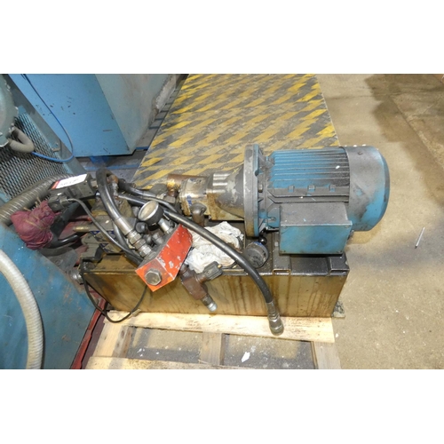 5037 - A hydraulic power pack by Flupac powered by a GEC Alpak 3ph electric motor