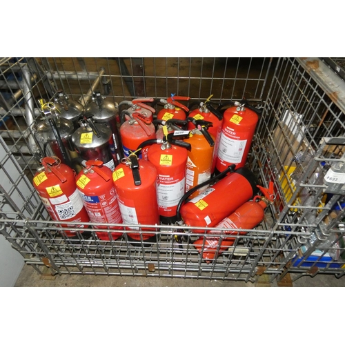 5046 - A quantity of various fire extinguishers. Contents of 1 stillage which is not included