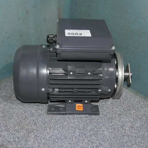 5062 - 1 electric motor 240v