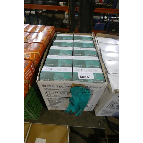 5085 - 10 boxes containing green disposable gloves size M/8