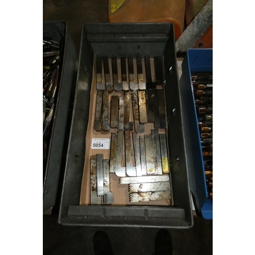 5054 - 1 box containing a quantity of various thread chasers