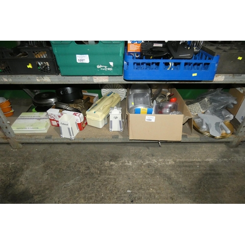 1088 - A quantity of various catering related items including chip scoop, jelly tin, Wrapmaster 3000 etc. C... 