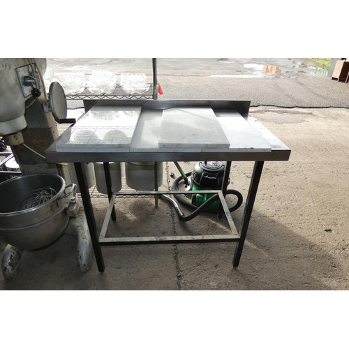 1013 - A commercial stainless steel catering type table with 5 sheets of polished stone worktop (2 broken)