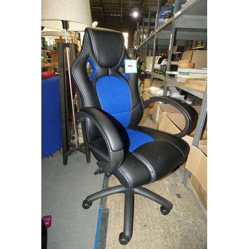 2128 - A black / blue upholstered gaming chair