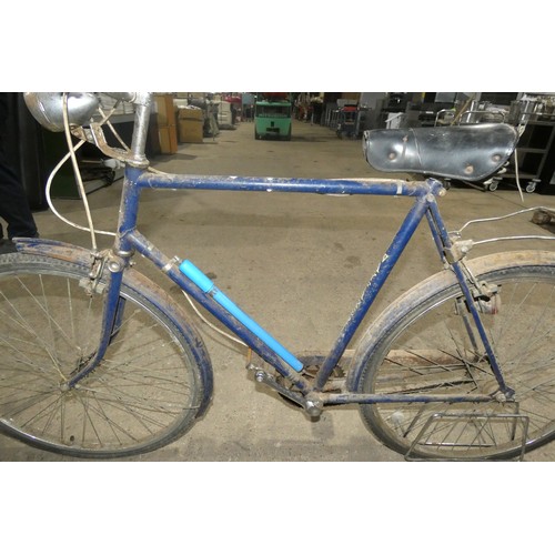 2090 - LOT WITHDRAWN: A Wayfarer vintage bicycle