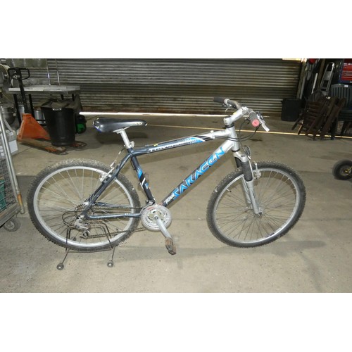 2091 - A men's mountain bike by Saracen type Traverse