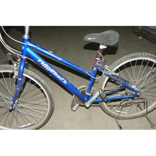 2092 - A ladies mountain bike by Ridgeback type Adventure K3