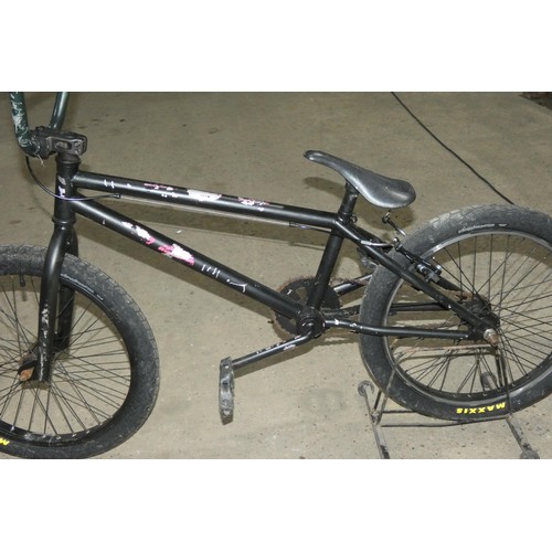 2098 - A BMX bike by Mafia Bikes