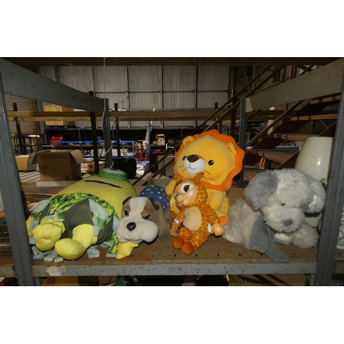 2116 - A quantity of various soft toys etc. Contents of 1 bay /3 shelves