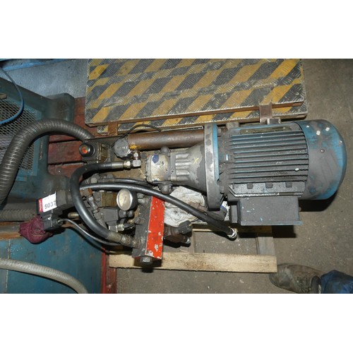 5037 - A hydraulic power pack by Flupac powered by a GEC Alpak 3ph electric motor