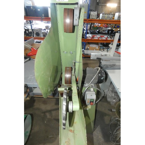 5295 - A Riley belt sander 3ph - Not known if complete