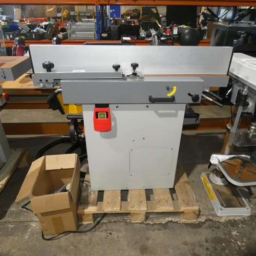 5310 - A planer thicknesser (new version of AT260PT), 240v, max width approx 25cm (SAM002881)