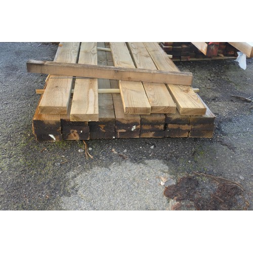 5846 - A quantity of timber comprising of 30.5cm x 5cm, lengths vary up to 360cm (bottom stack)