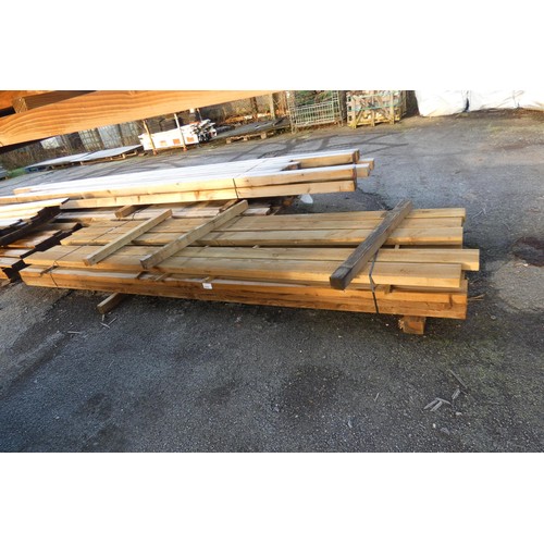 5846 - A quantity of timber comprising of 30.5cm x 5cm, lengths vary up to 360cm (bottom stack)