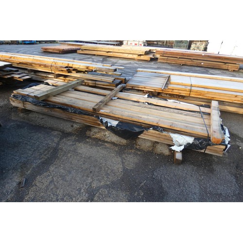 5860 - A quantity of timber comprising of 14cm x 4cm, lengths vary up to approx 360cm (bottom stack)