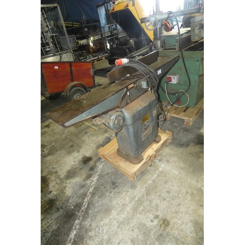 5750 - A Wadkin Bursgreen surface planer machine no. 9BFT 62642, 3ph