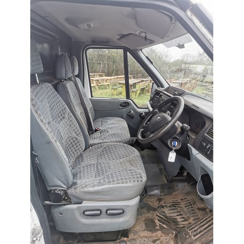 5909 - Ford Transit 350 LWB High Roof TDCi 115PS panel van, White,  Reg MT11 ETZ, 31/05/2011, 6 speed manua... 