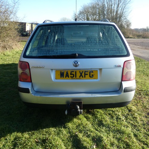 5913 - Volkswagen Passat Estate TDI 130 Sport , Silver, Reg WA51 XFG, 19/11/2001, 6 spd Manual Diesel 1896c... 