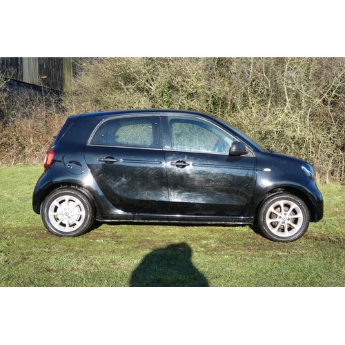 5912 - Smart ForFour Passion 5 door Hatchback Black. Reg: WA18 WMD, 29/03/2018, 5 speed manual Petrol  999c... 