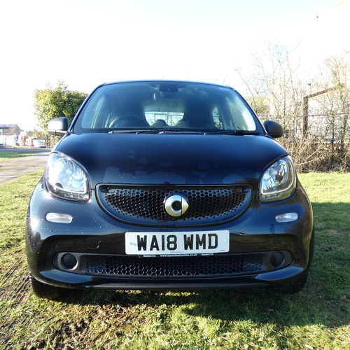 5912 - Smart ForFour Passion 5 door Hatchback Black. Reg: WA18 WMD, 29/03/2018, 5 speed manual Petrol  999c... 