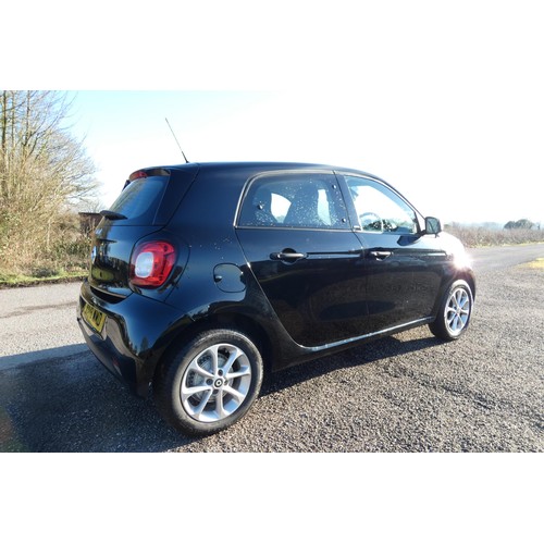 5912 - Smart ForFour Passion 5 door Hatchback Black. Reg: WA18 WMD, 29/03/2018, 5 speed manual Petrol  999c... 